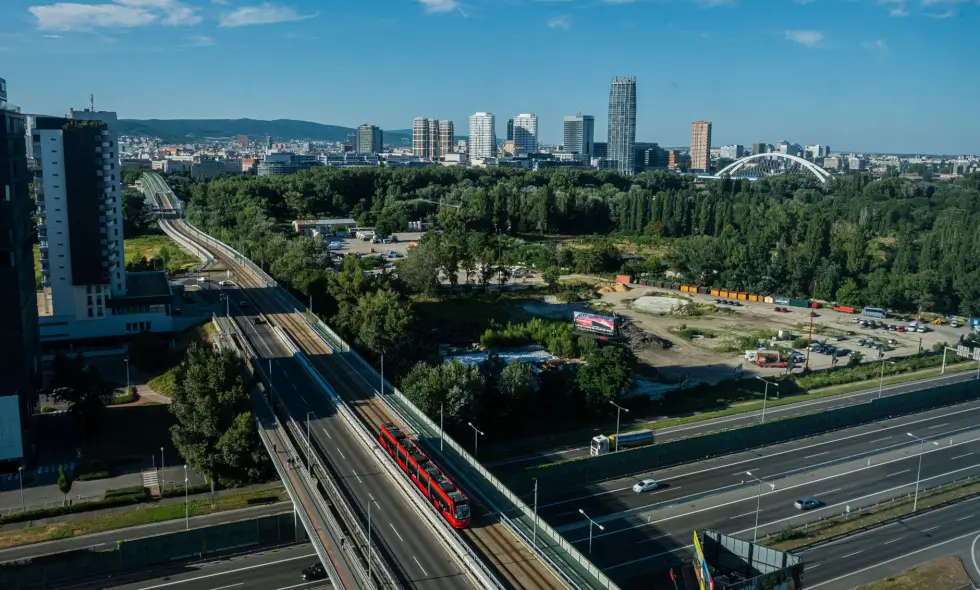 Rrjeti i autostradave në Sllovaki dhe informacionet për blerjen e vinjetës për vitin 2026